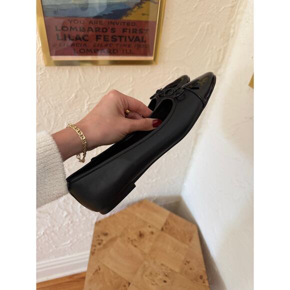 J. CREW Black Ballet Flats with Cap Toe Size 8 - Picture 3 of 6